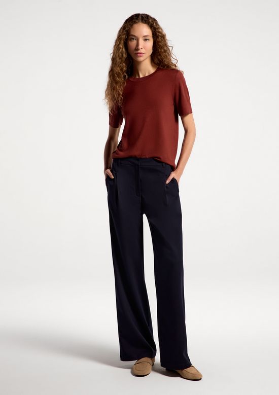 Foto do produto: Calça Feminina Reta Em Alfaiataria - Azul