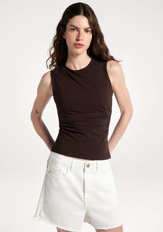 Foto do produto: Regata Feminina Em Malha Texturizada - Marrom