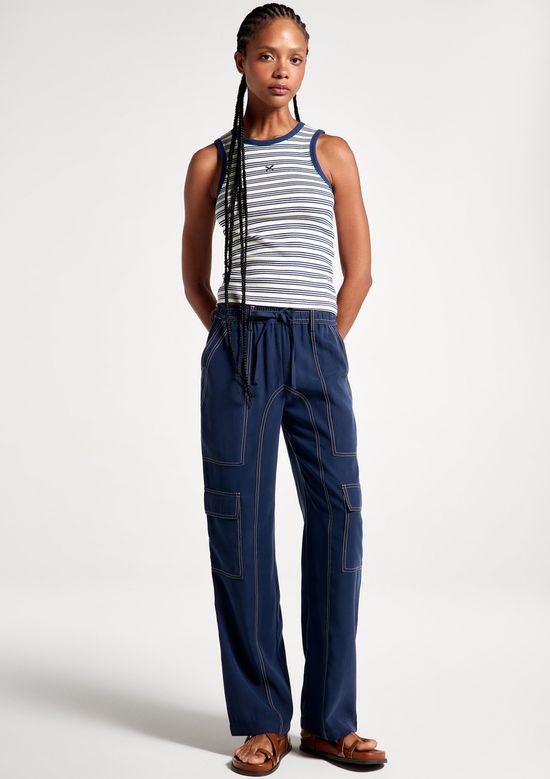 Foto do produto: Calça Feminina Cargo Peach Touch - Azul