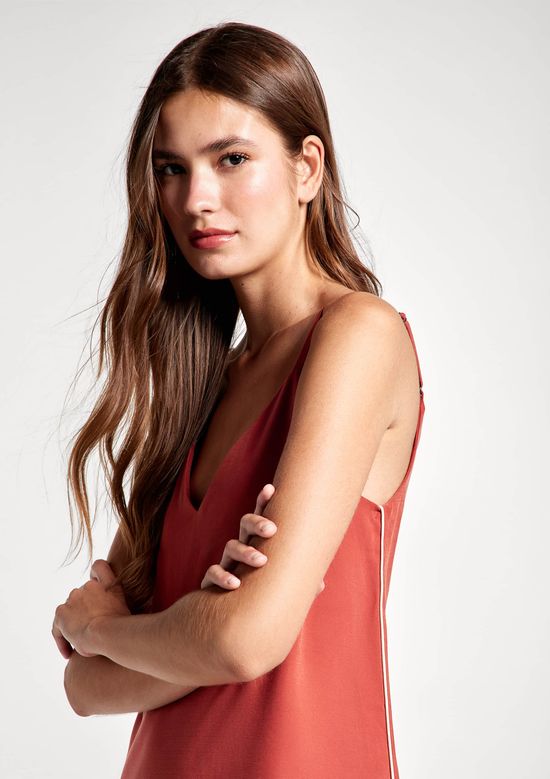 Foto do produto: Vestido Midi Decote V Em Peach Touch - Vermelho