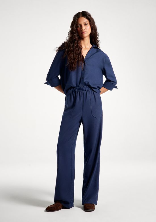 Foto do produto: Calça Feminina Reta Em Viscolinho - Azul