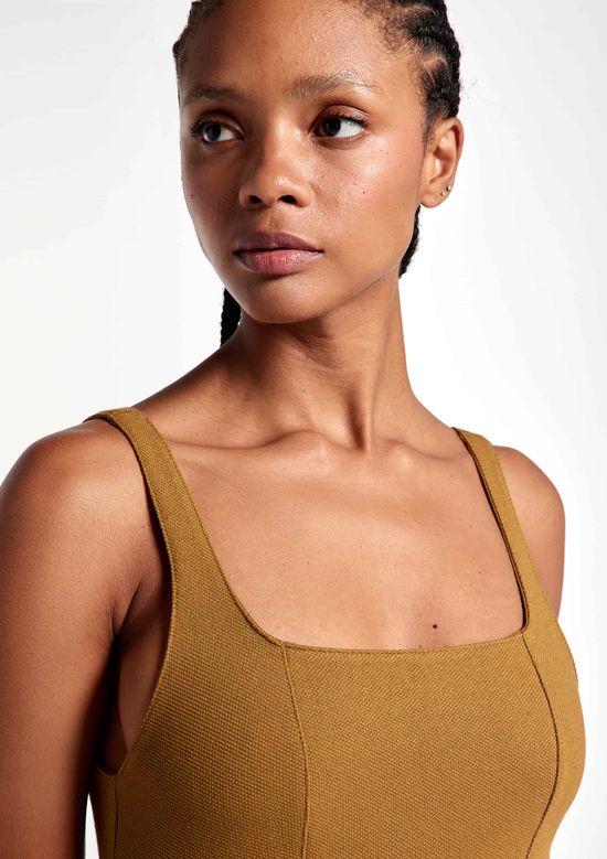 Foto do produto: Vestido Curto Slim Em Piquet - Marrom