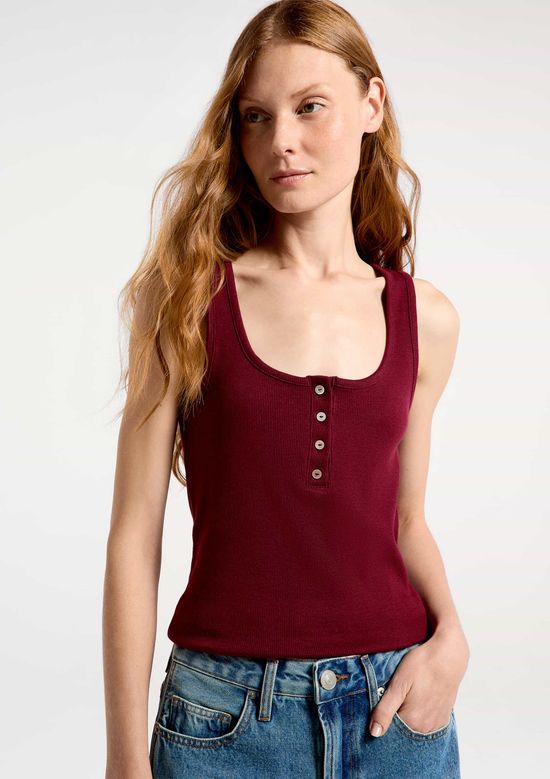 Foto do produto: Regata Feminina Canelada Com Botões - Vinho