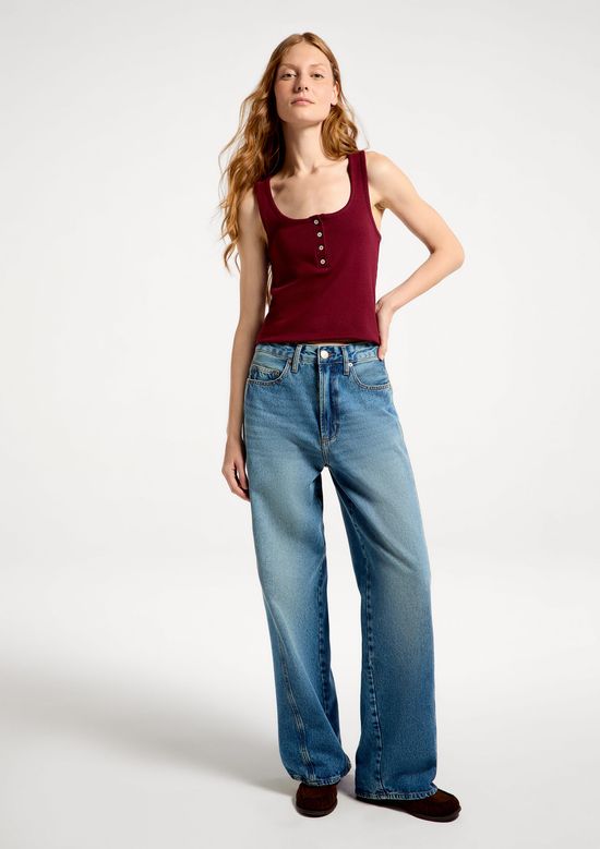 Foto do produto: Regata Feminina Canelada Com Botões - Vinho