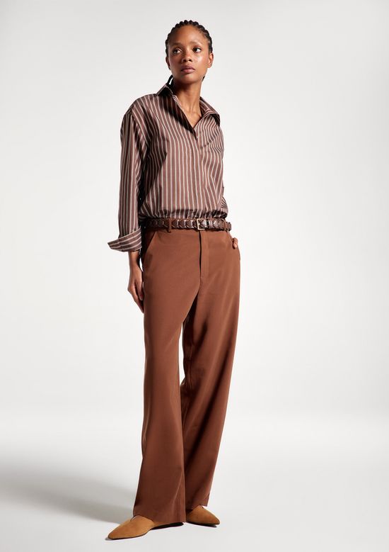 Foto do produto: Calça Feminina Reta Em Alfaiataria Peach Touch - Marrom