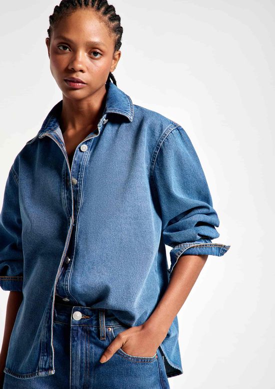 Foto do produto: Camisa Jeans Feminina Manga Longa - Azul