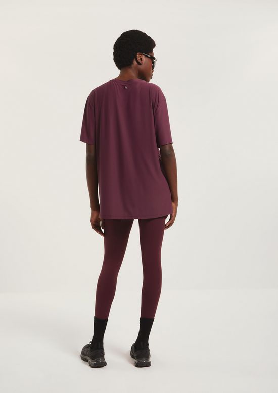 Foto do produto: Camiseta Esportiva Feminina Oversized - Vinho