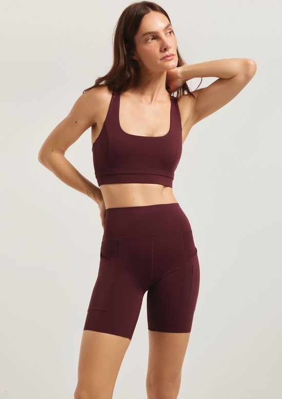 Foto do produto: Bermuda Ciclista Feminina 6 Bolsos Com Corte A Laser - Vinho