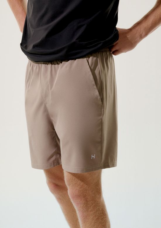 Foto do produto: Bermuda Esportiva Básica Masculina Easy Care - Marrom