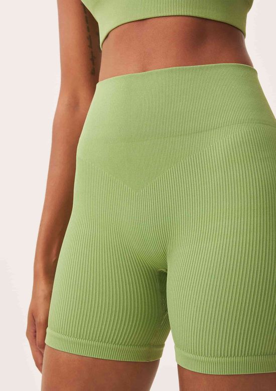 Foto do produto: Bermuda Esportiva Feminina Biker Sem Costura - Verde