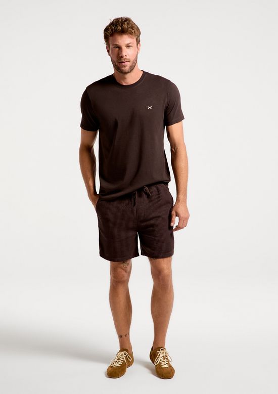 Foto do produto: Camiseta Básica Masculina World Com Bordado - Marrom