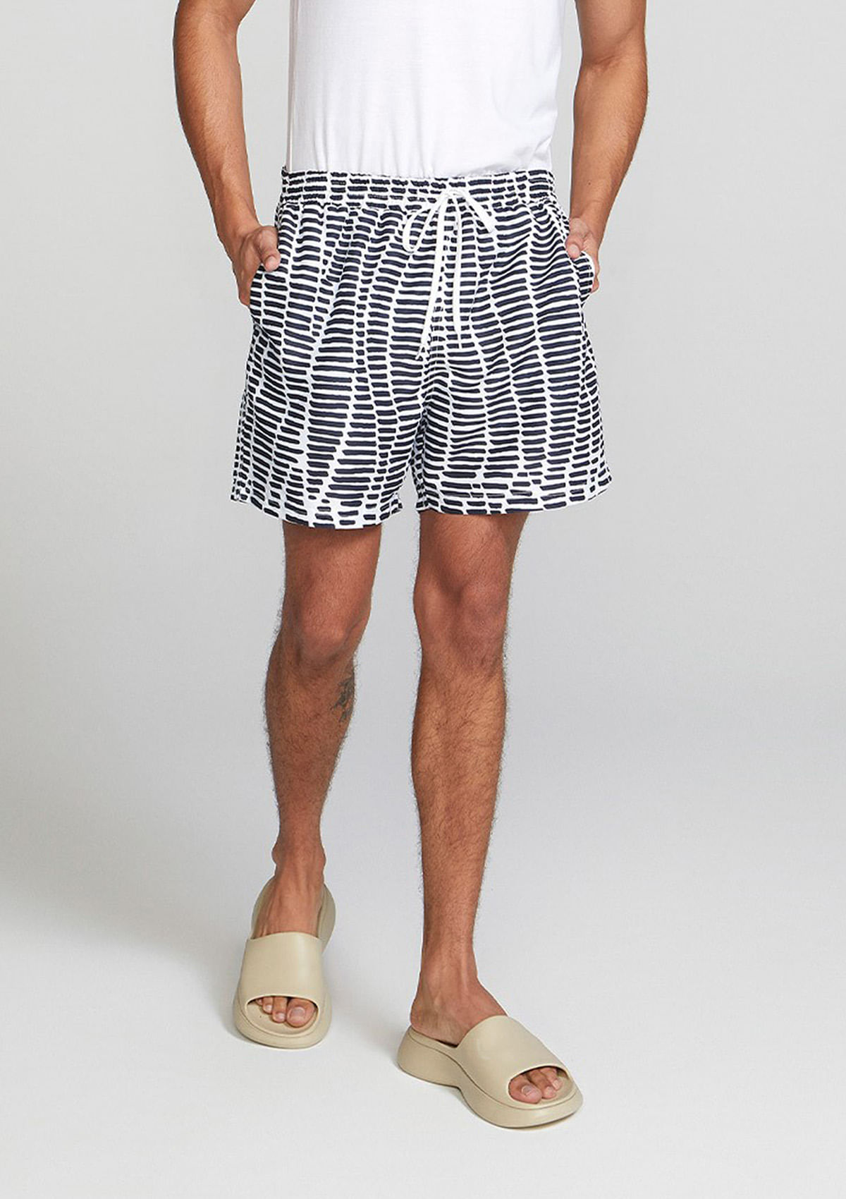 Shorts Praia Masculino Estampado - Off white