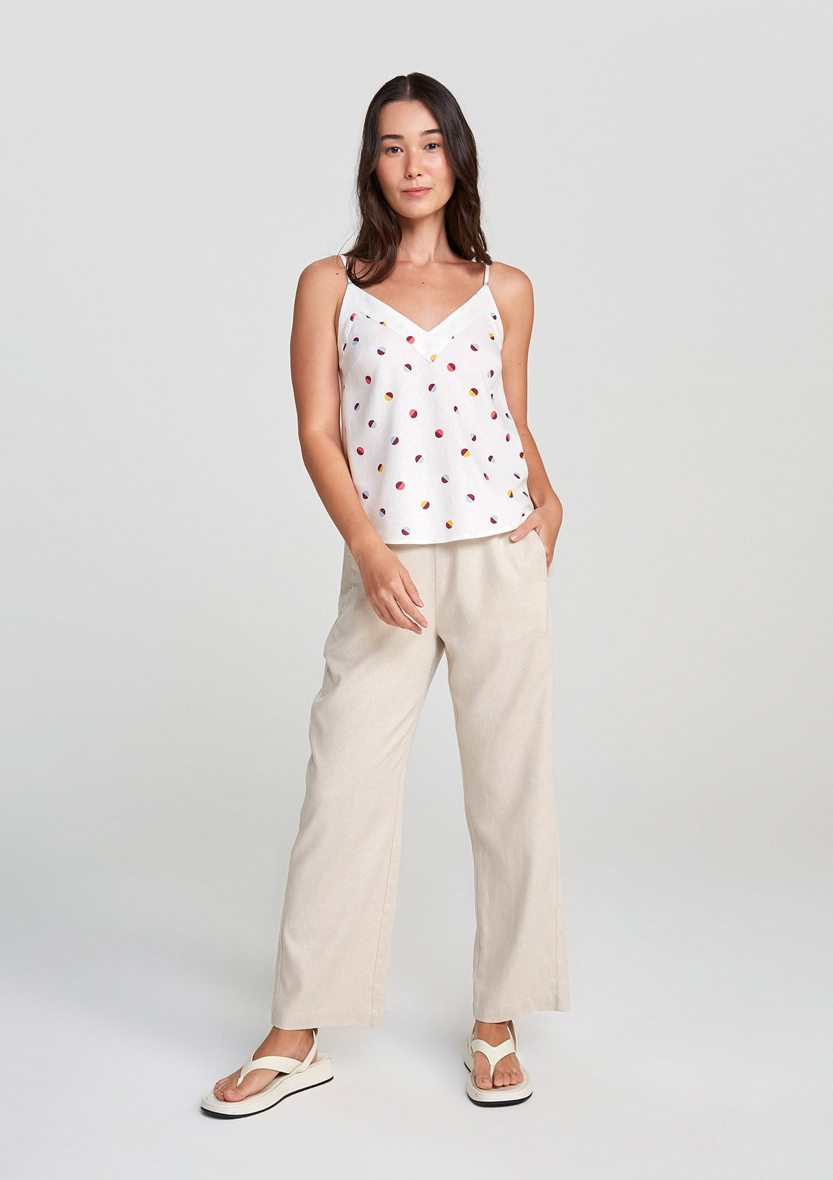 Regata Feminina Decote V Poá Em Linho - Off white