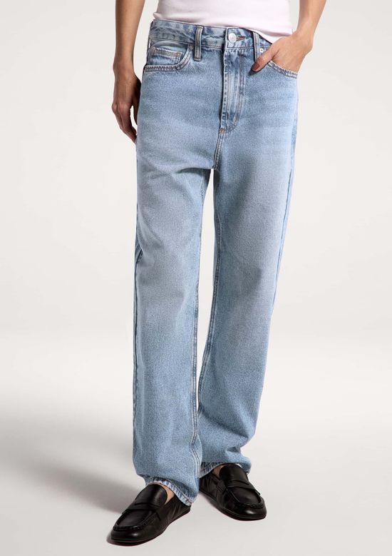 Foto do produto: Calça Jeans Feminina Reta Cintura Média - Azul