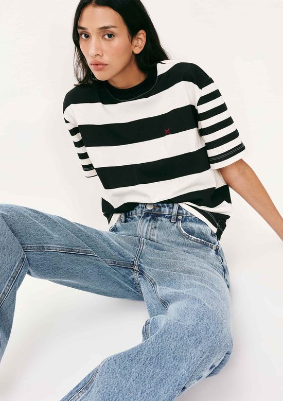 Foto do produto: Calça Jeans Feminina Reta Cintura Alta Básicos do Brasil - Azul