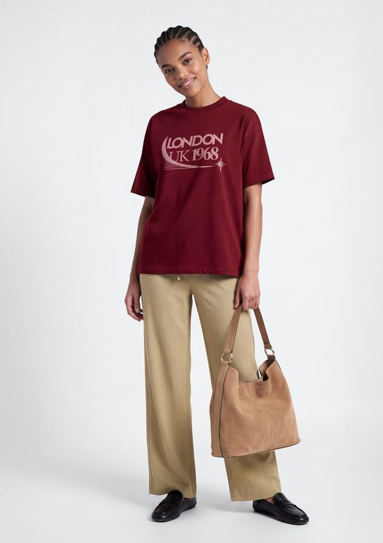 Foto do produto: Camiseta Feminina Box Estampada - Vinho