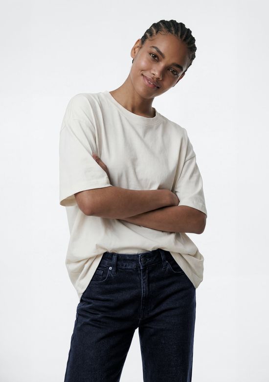 Foto do produto: Camiseta Feminina Oversized Em Malha - Off white