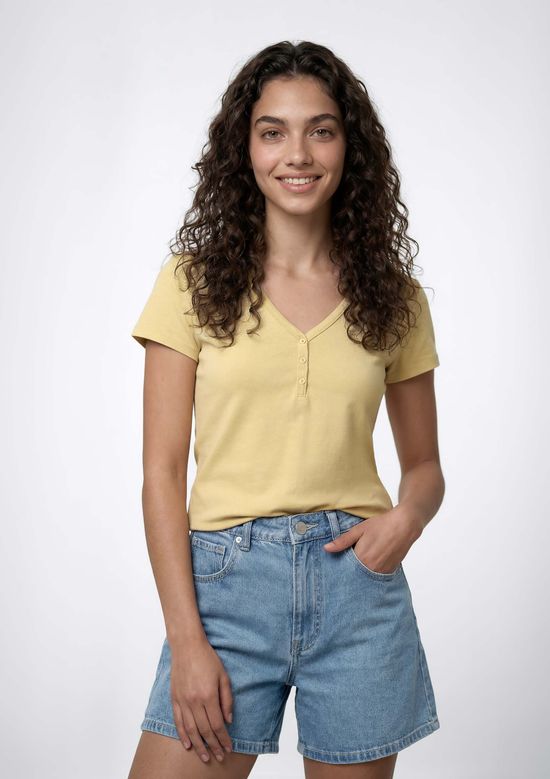 Foto do produto: Blusa Feminina Decote V Canelada - Amarelo