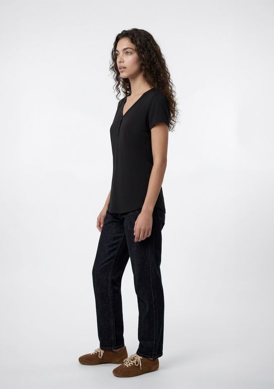 Foto do produto: Blusa Feminina Decote V Canelada - Preto