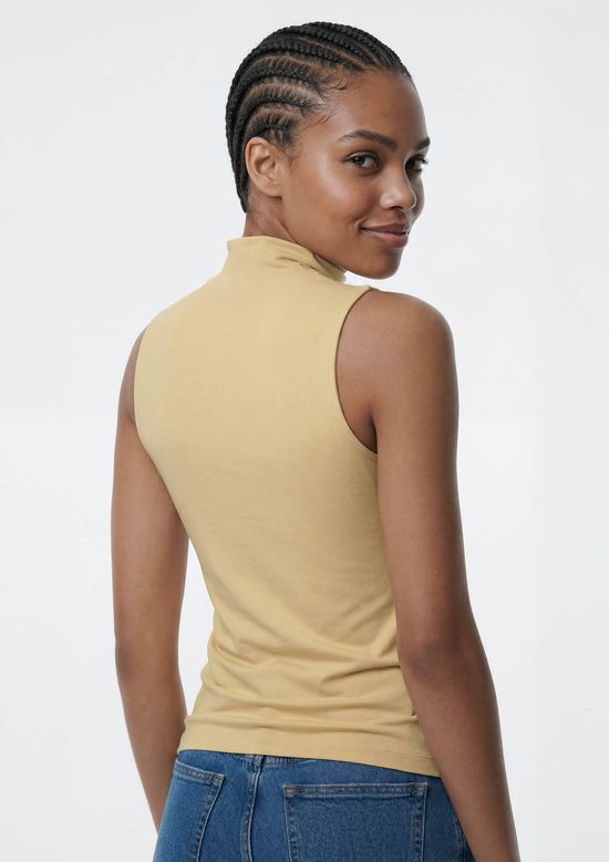 Foto do produto: Regata Feminina Gola Alta Em Interlock - Amarelo