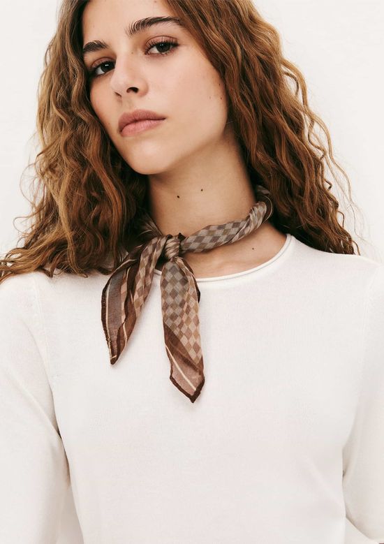 Foto do produto: Blusa Feminina Manga Curta Em Tricô Leve - Off white