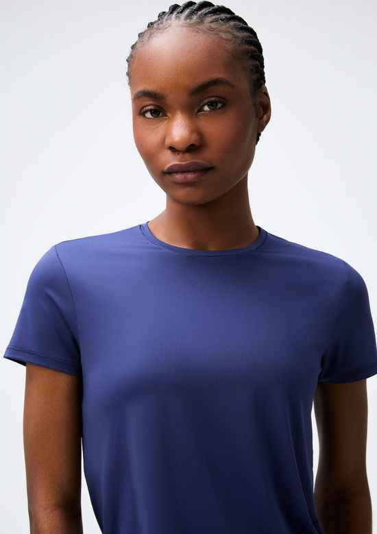 Foto do produto: Camiseta Esportiva Básica Feminina Easy Care - Azul