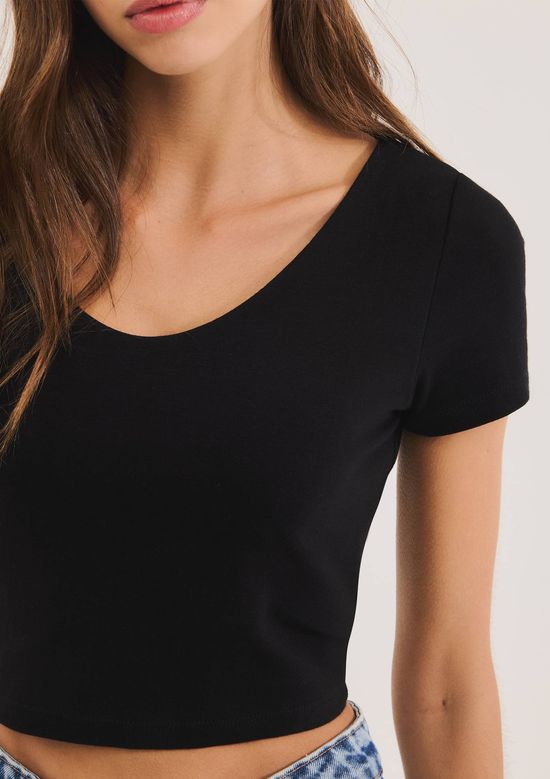 Foto do produto: Blusa Feminina Cropped Com Elastano - Preto