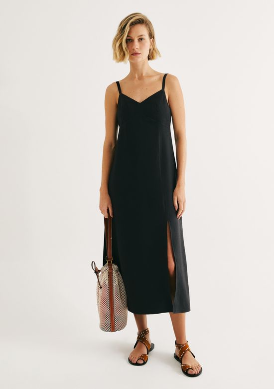 Foto do produto: Vestido Midi Evasê Em Viscose - Preto