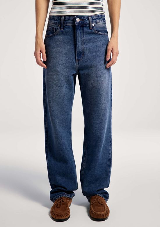 Foto do produto: Calça Jeans Feminina Reta Cintura Média - Azul