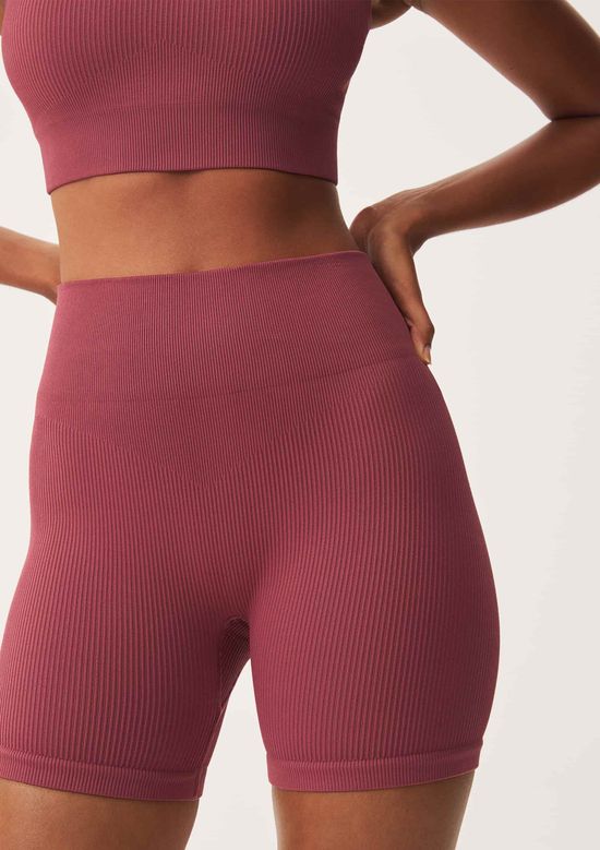 Foto do produto: Bermuda Esportiva Feminina Biker Sem Costura - Vinho