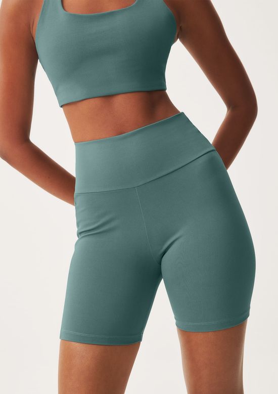 Foto do produto: Bermuda Feminina Esportiva Biker Com Fio LYCRA® - Verde