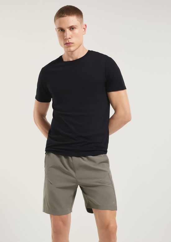 Foto do produto: Bermuda Esportiva Masculina Com Recorte - Verde