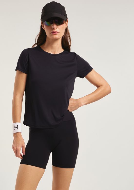 Foto do produto: Camiseta Esportiva Básica Feminina Proteção Uv - Preto