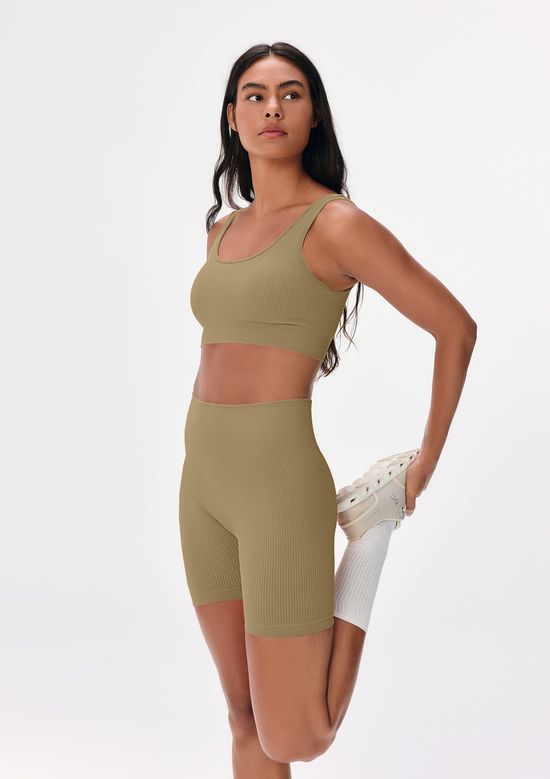 Foto do produto: Bermuda Esportiva Feminina Biker Sem Costura - Bege