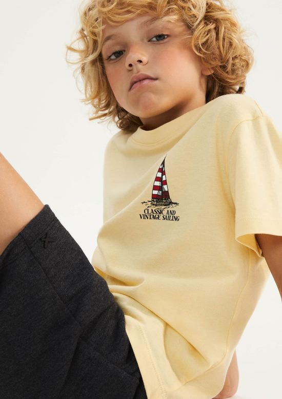 Foto do produto: Camiseta Infantil Menino Regular Estampada - Amarelo