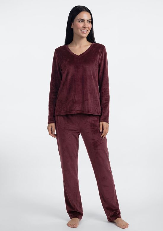 Foto do produto: Pijama Longo Feminino Estampado Em Plush - Vermelho