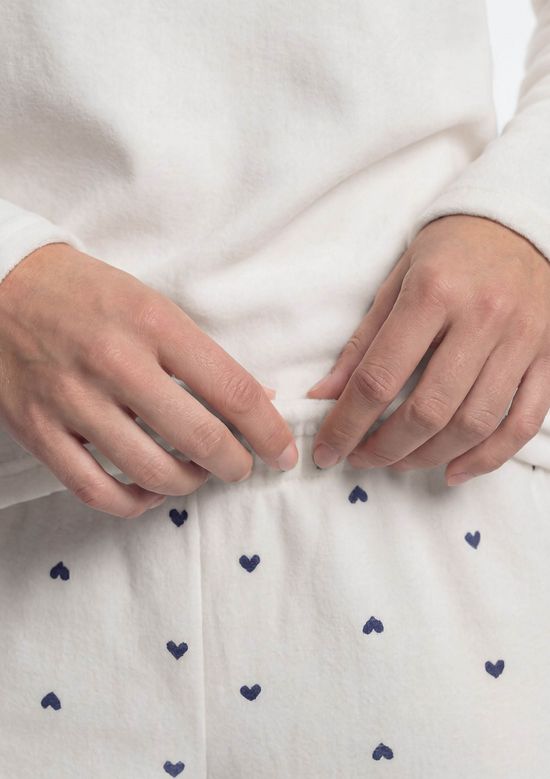 Foto do produto: Pijama Longo Feminino Estampado Em Plush - Off white