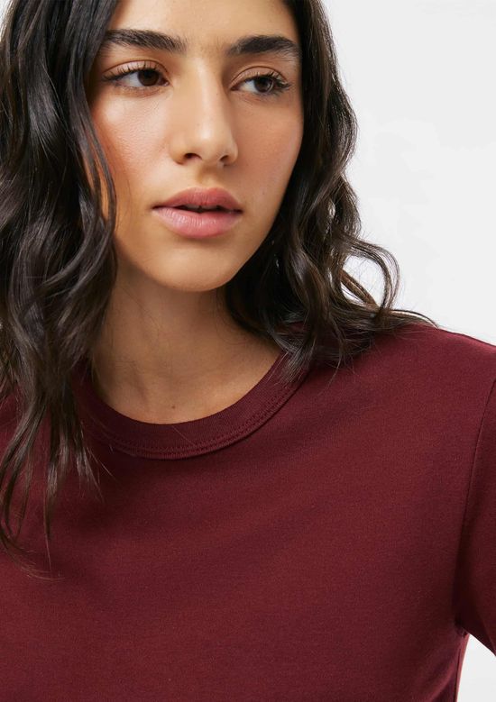 Foto do produto: Camiseta Feminina Slim Em Algodão - Vermelho