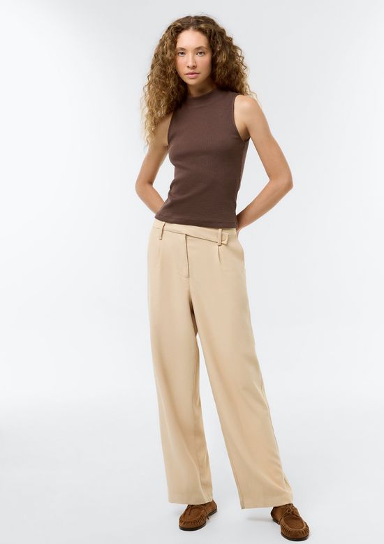 Foto do produto: Regata Feminina Gola Alta Canelada - Marrom