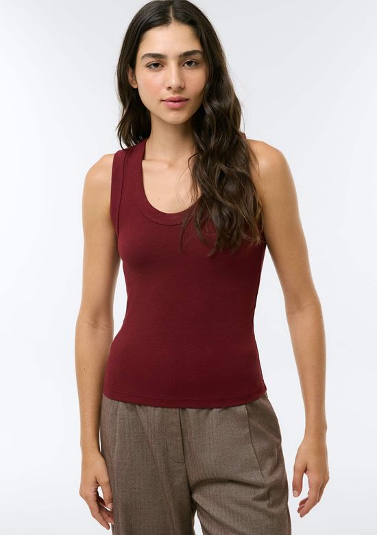 Foto do produto: Regata Feminina Canelada Decote U - Vinho