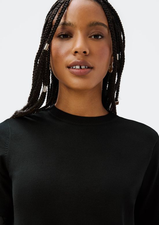 Foto do produto: Blusa Feminina Manga Curta Em Tricô Leve - Preto