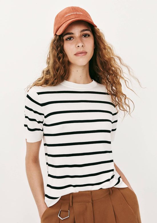 Foto do produto: Blusa Feminina Manga Curta Listrada Em Tricô Fio Tinto - Branco