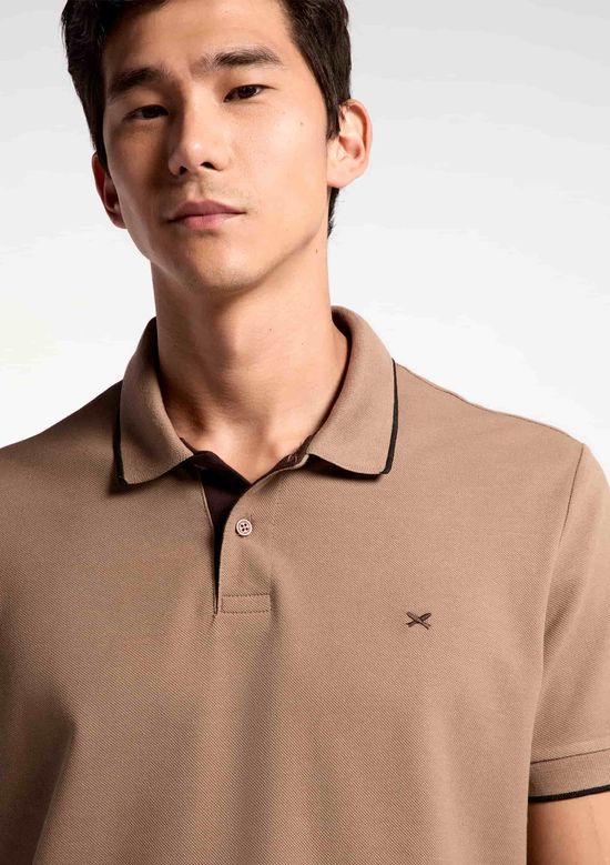 Foto do produto: Camisa Polo Básica Masculina Em Piquet Com Bordado - Marrom
