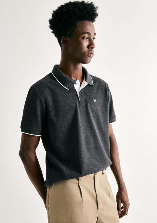 Foto do produto: Camisa Polo Básica Masculina Em Piquet Com Bordado - Cinza