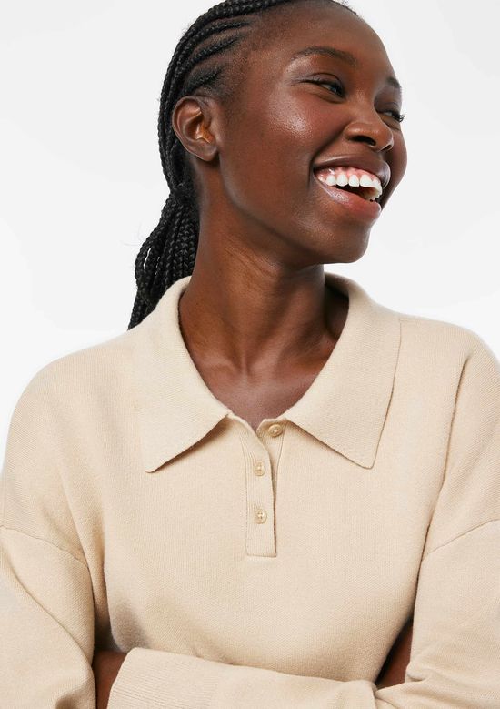 Foto do produto: Polo Feminina Boxy Em Tricô - Bege