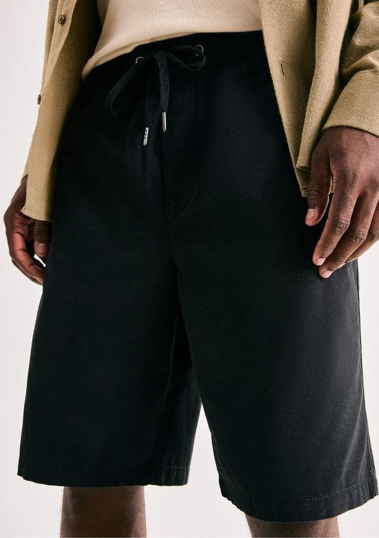 Foto do produto: Bermuda Básica Masculina Reta Em Sarja - Preto