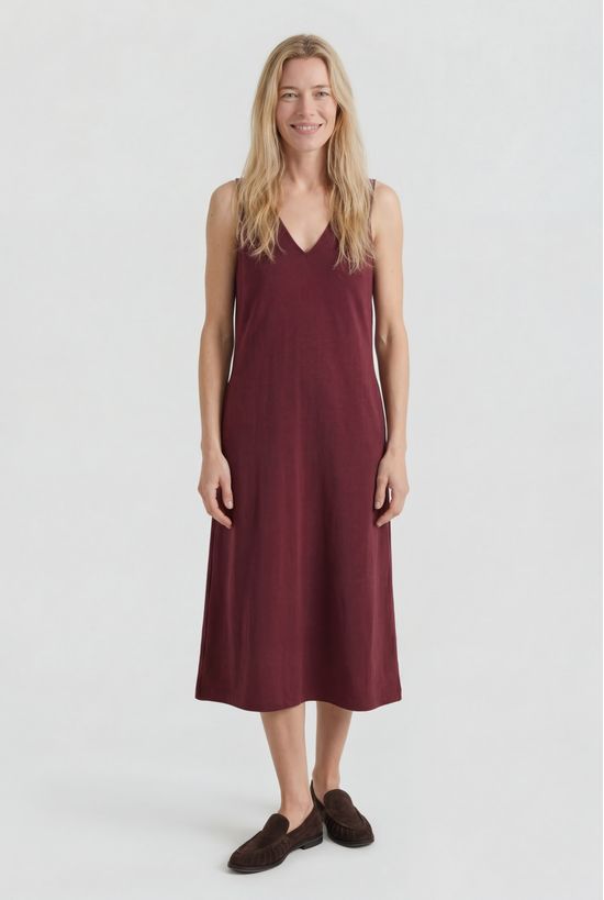 Foto do produto: Vestido Midi Evasê Com Elastano - Vermelho