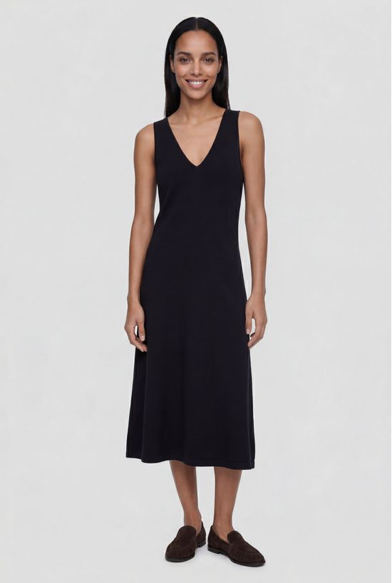 Foto do produto: Vestido Midi Evasê Com Elastano - Preto