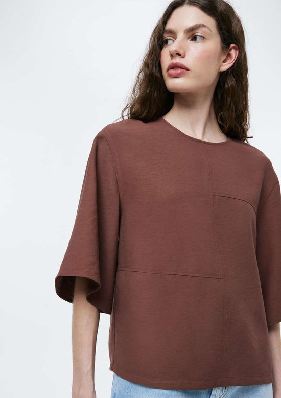 Foto do produto: Blusa Feminina Manga Curta Em Viscose - Marrom