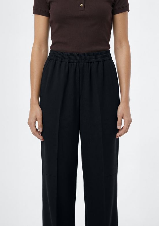 Foto do produto: Calça Feminina Reta Em Viscose Creponada - Preto